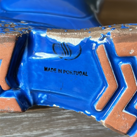 Gardeners Eden Pottery Decor - Picture 7 of 14